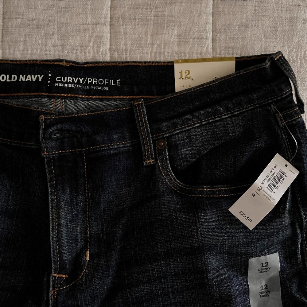 NWT Curvy Mid-Rise Skinny Denim Jeans